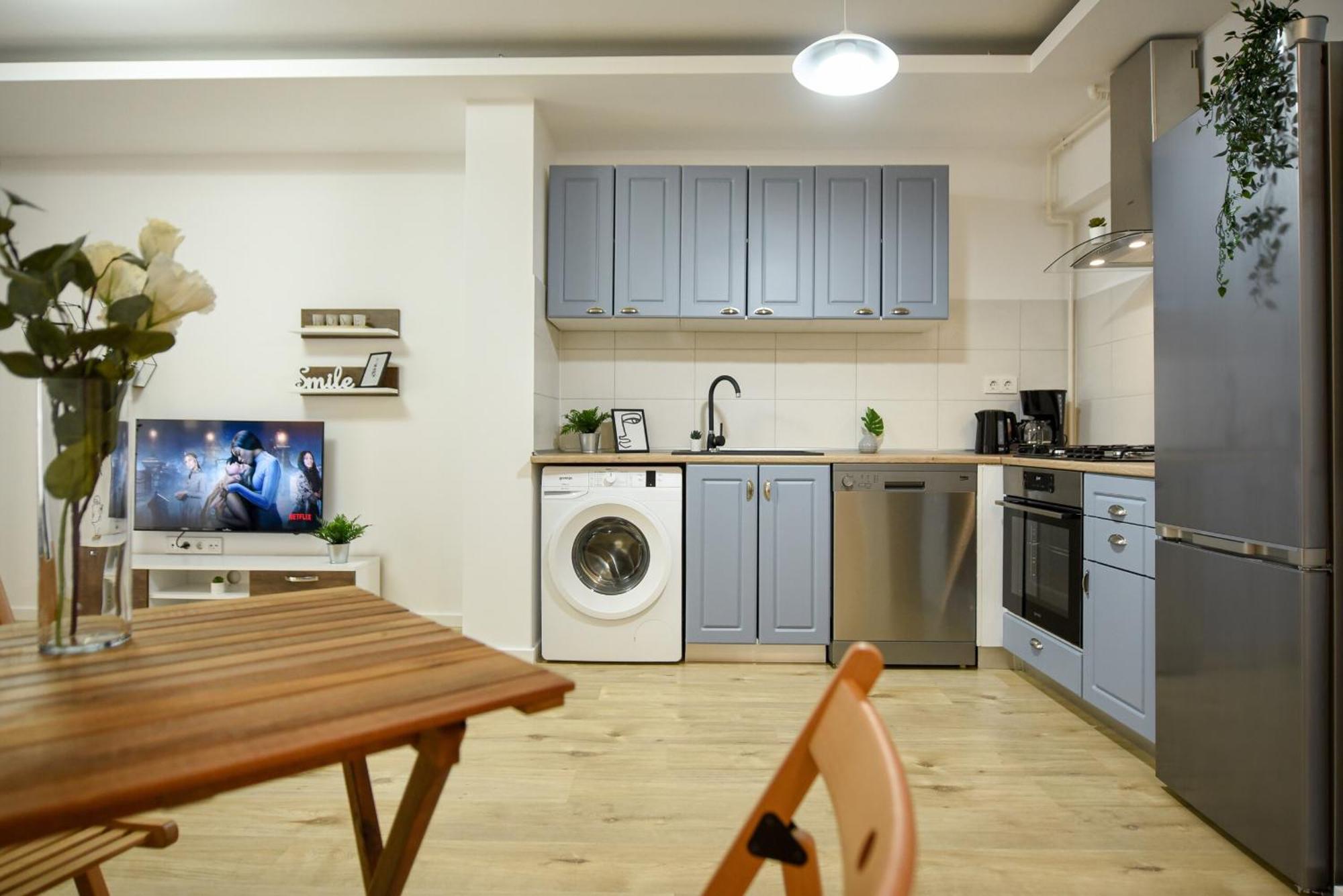 Perfect Stay: Urban Heaven In Aviatiei Business Area Бухарест Номер фото
