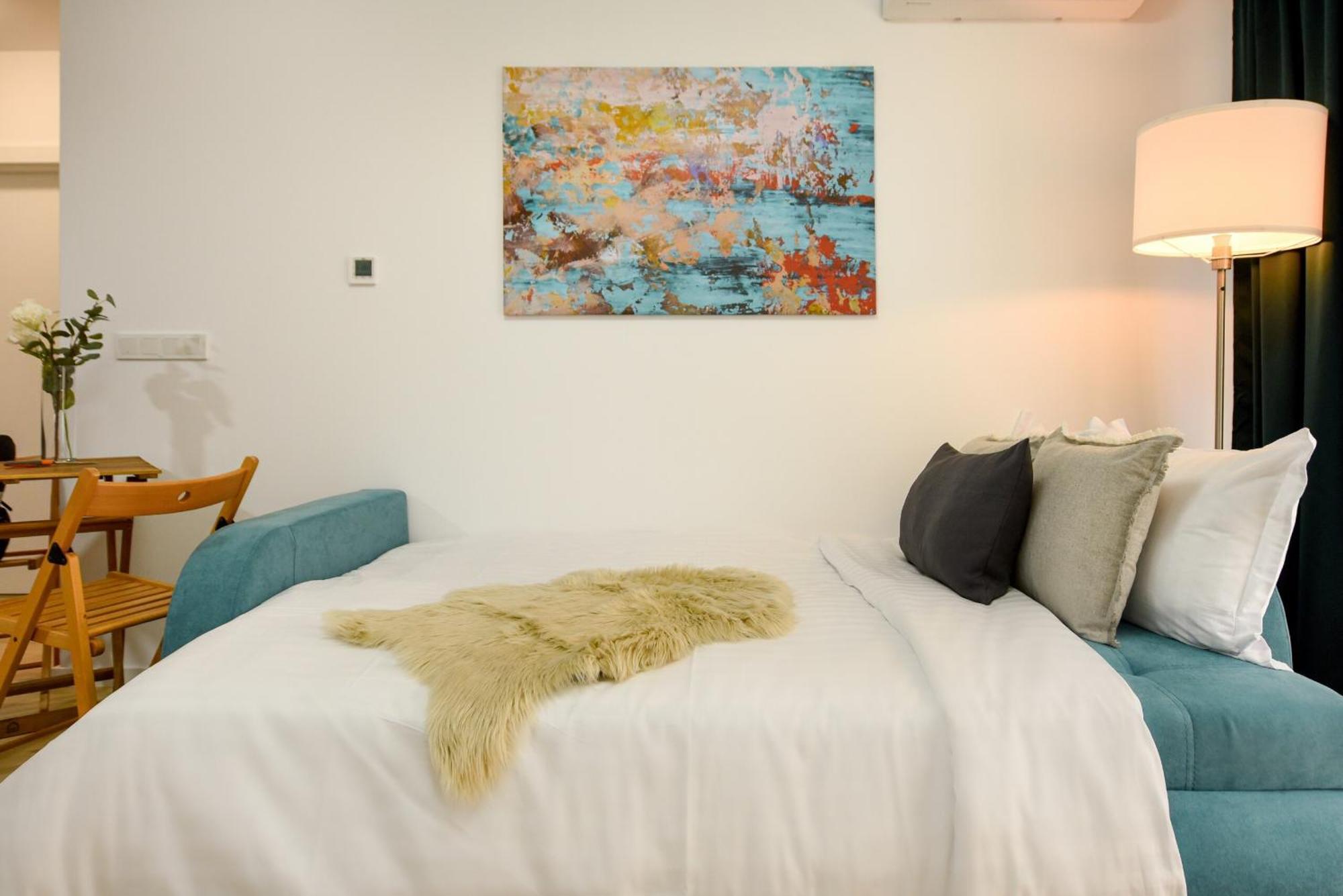 Perfect Stay: Urban Heaven In Aviatiei Business Area Бухарест Номер фото